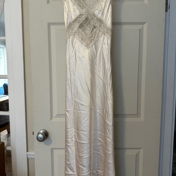 Rumored Crossroads Maxi Dress - Picture 2 of 6